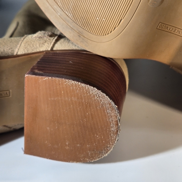 Vince Camuto Mid-Shaft Suede Chunky Heel Boots Women Size 7W Zelcinna Tortilla - Picture 6 of 16